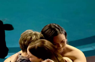 Behind-the-Scenes Moments: Celebrity Interactions at the 2024 Oscars