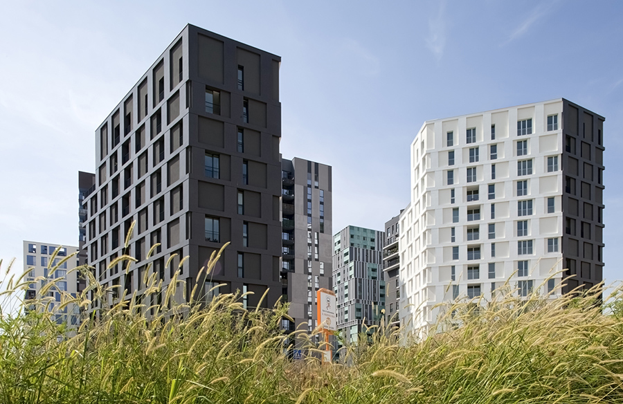 Reimagining Urban Living: The R11 Towers and Public Square in Milan